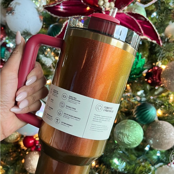 Stanley x Lainey Wilson Country Gold - Picture 2 of 5